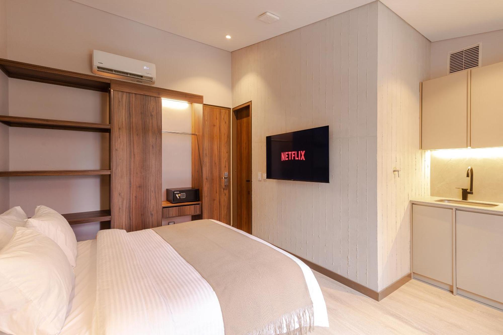 Hotel Lincoln Μεντεγίν Εξωτερικό φωτογραφία